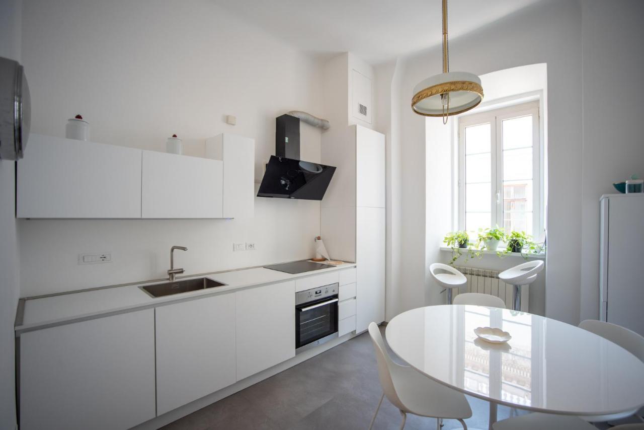 Art & History - New - Modern Classic Apartment Trieste Bagian luar foto